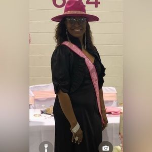 Meet your Posher, Teresa